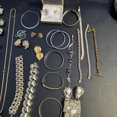 Sale Photo Thumbnail #6