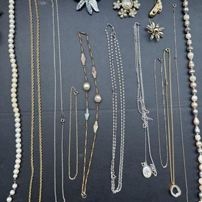 Sale Photo Thumbnail #257
