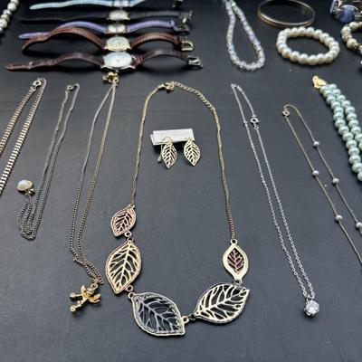 Sale Photo Thumbnail #254