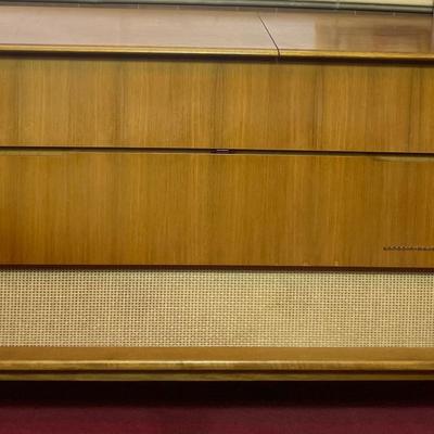 Grundig Majestic MCM Turntable Radio Stereo Console 