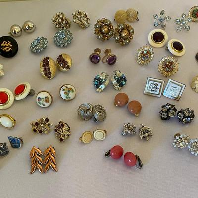 Vintage Clip Earrings