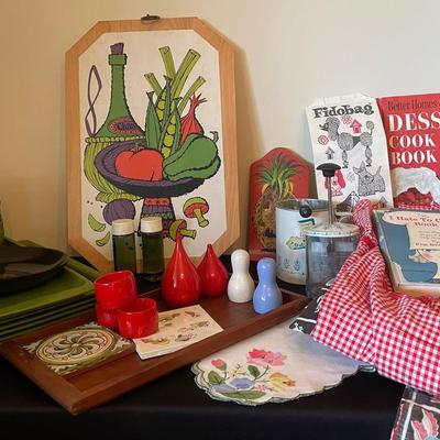 Vintage Kitchenwares