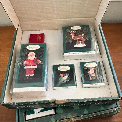 Set Of 3 Hallmark Keepsake 1996 Membership Kit Ornaments