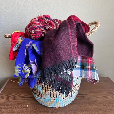 Mystery Lot Of Women’s Scarves
