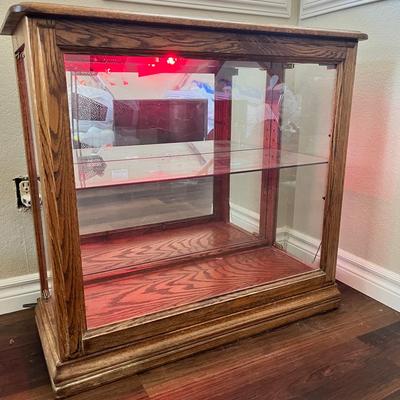 32w X 30h X 13.5dp Display Cabinet With Light