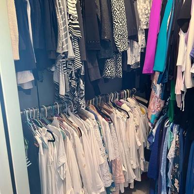 Amazing Collection Of New & Almost New Women’s Chicos Size 3 Clothing