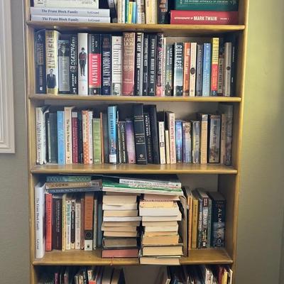 4-shelf Bookcase With Books!