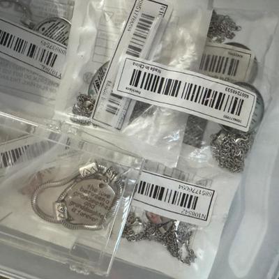Sale Photo Thumbnail #496
