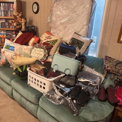 Sale Photo Thumbnail #121