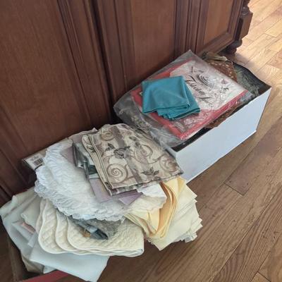 Sale Photo Thumbnail #574