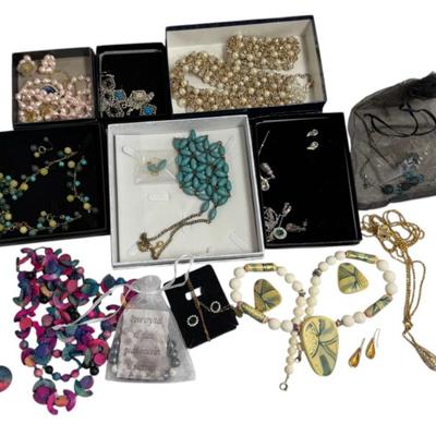 Sale Photo Thumbnail #568