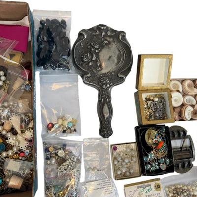 Sale Photo Thumbnail #884