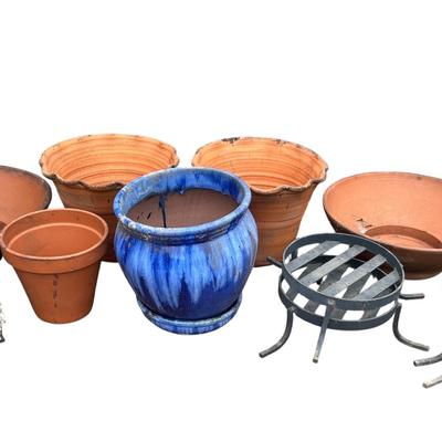 Over 10 Gardening Pots