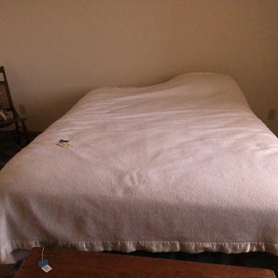 Sale Photo Thumbnail #156