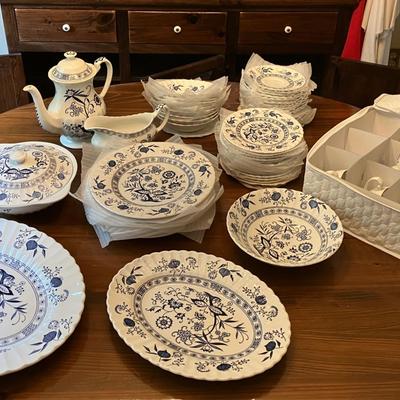 J & G Meakin Classic Blue Nordic China (Blue Onion)