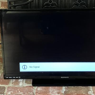 42" 2015 Magnavox TV and 2 Mission Bookshelf Speakers