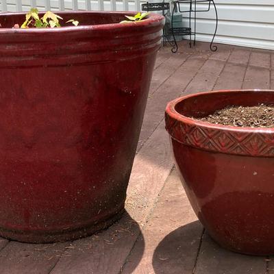 2 Outdoor Planters