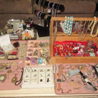 Sale Photo Thumbnail #153