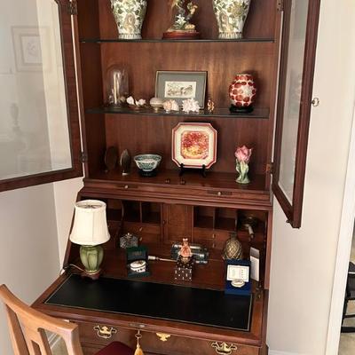 Gorgeous Secretary Desk and Decor Pieces 