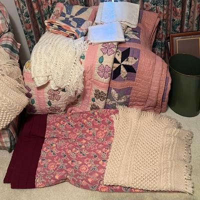 Handmade Vintage Quilts, Throws and Blankets 