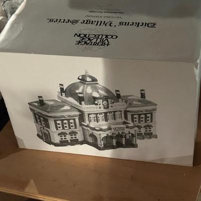 Department 56 Dickens' Village Series Victoria Station 