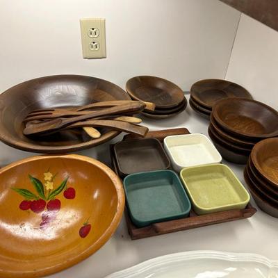 Wood Serving Bowls, Serving Tray and Mixing Bowls 