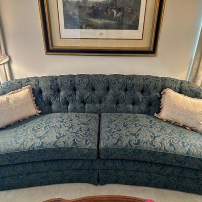 Gorgeous Curved Sofa Couch 