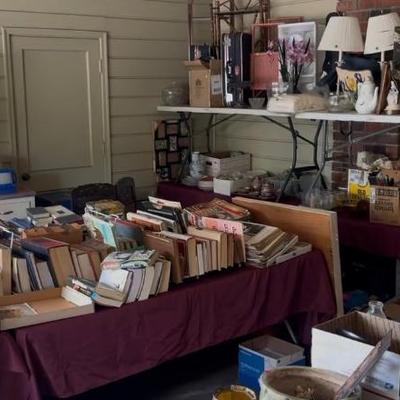 Estate sale photo