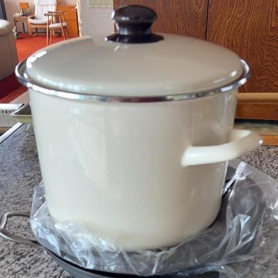 Stockpot and Pan