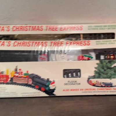 Santa's Christmas Tree Express 