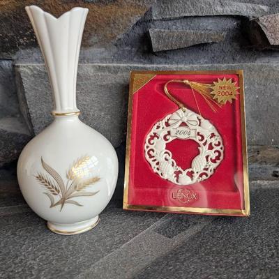 Vintage Lenox Bud Vase And Wreath Ornament 