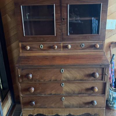Writing Hutch