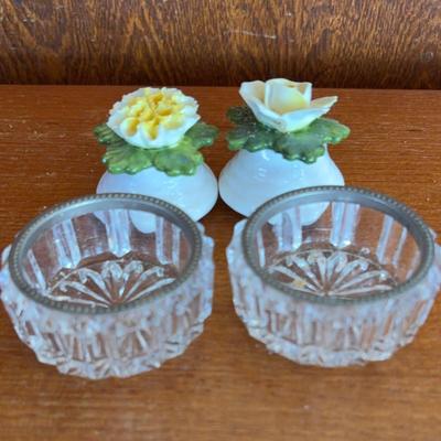 Aynsley S/P Shakers/Salt Cellars 