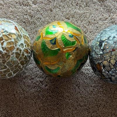 Mosaic Spheres 