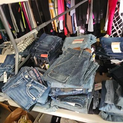Sale Photo Thumbnail #159