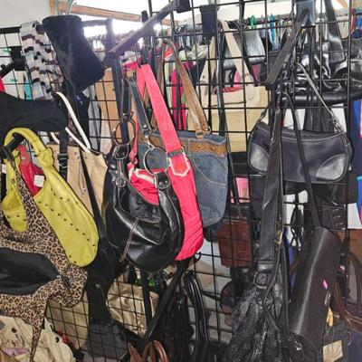 Sale Photo Thumbnail #183