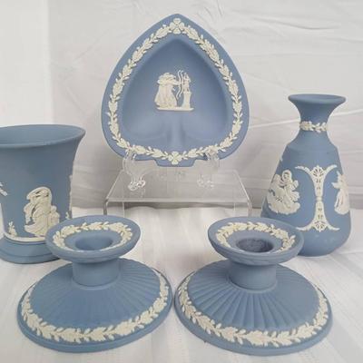 6pc Wedgwood Cream On Lavender Jasperware Set