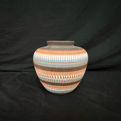 Vintage Signed Navajo Pottery Vase 