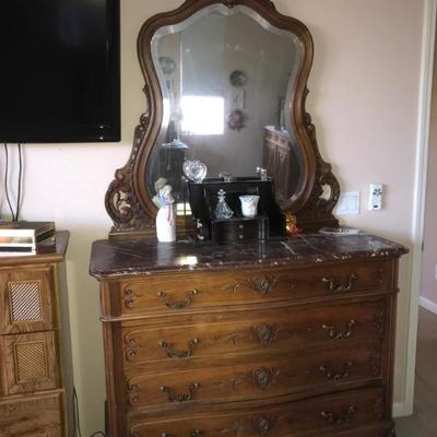 Sale Photo Thumbnail #98