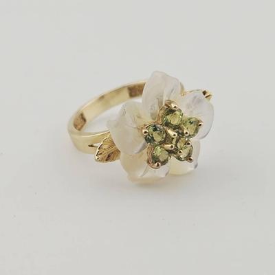 14k Yellow Gold Peridot And Carved Mother Of Pearl Ring