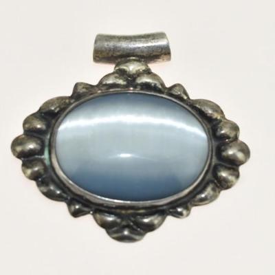 Vintage Sterling Silver Cat’s Eye Moonstone Cabochon Pendant