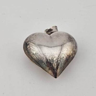 Vintage Sterling Silver 925 Puffy Heart Pendant