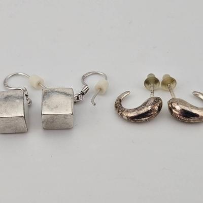 2 Pair Of Sterling Silver 925 Earrings Cube And Horn