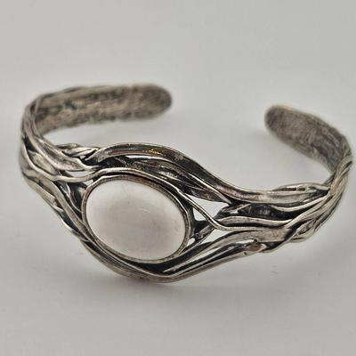 Sterling Silver 925 White Agate Cuff Bracelet 