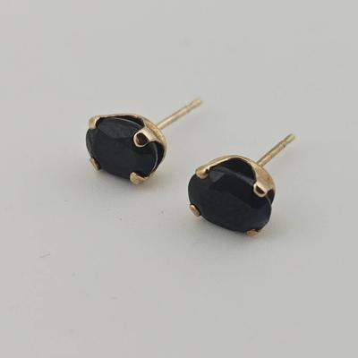 10k Yellow Gold Sapphire Stud Earrings 
