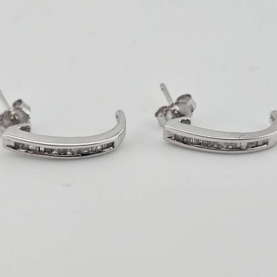 14k White Gold Diamond Earrings 