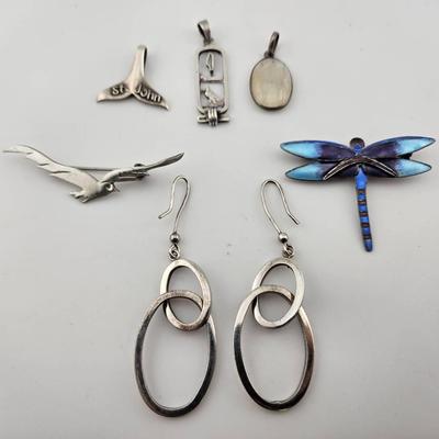 Collection Vintage Of Vintage Sterling Silver 925 Jewelry Pendants Pins And Earrings 