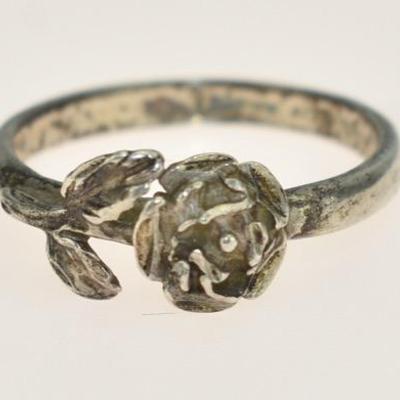 Detailed Sterling Silver Floral Ring