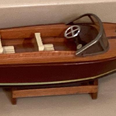 Model boat with american flag