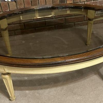 Living room oval country french coffee table with glass top